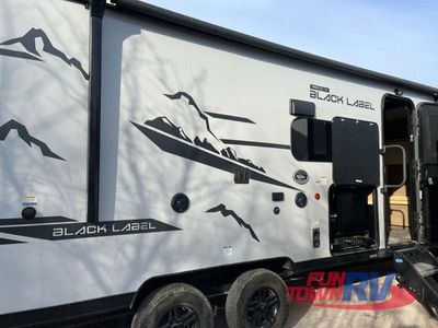 2024 Forest River RV Cherokee Grey Wolf Black Label - Photo 11