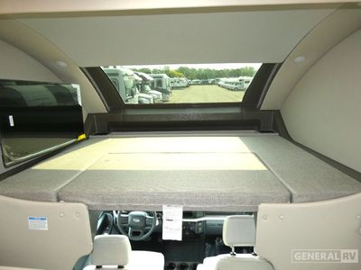 2026 Thor Motor Coach Magnitude Grand - Photo 14