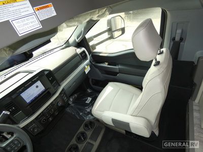 2026 Thor Motor Coach Magnitude Grand - Photo 11