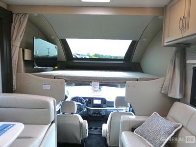 2026 Thor Motor Coach Magnitude Grand - Photo 13