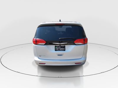 2023 Chrysler Voyager - Photo 6