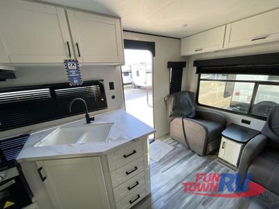 2026 Jayco Jay Flight SLX - Photo 5