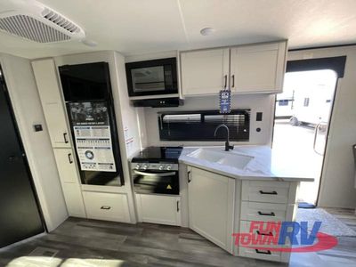 2026 Jayco Jay Flight SLX - Photo 4