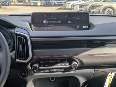 2026 Mazda CX-50 - Photo 15