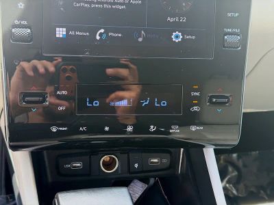 2023 Hyundai Tucson — photo 13 view