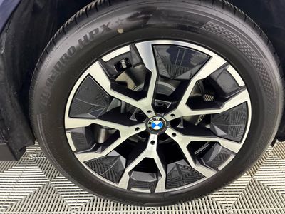 2025 BMW X3 30 xDrive — photo 9 view