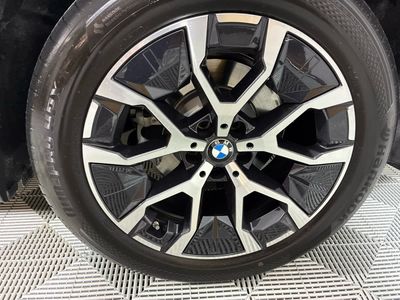 2025 BMW X3 30 xDrive — photo 7 view
