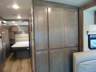 2023 Winnebago Forza — photo 27 view