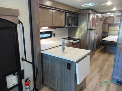 2023 Winnebago Forza — photo 19 view