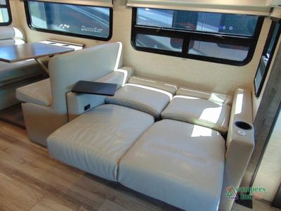 2023 Winnebago Forza — photo 22 view