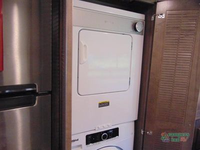 2023 Winnebago Forza — photo 35 view