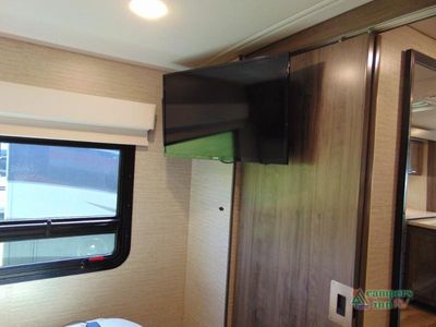 2023 Winnebago Forza — photo 41 view
