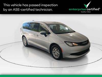 2023 Chrysler Voyager - Photo 1