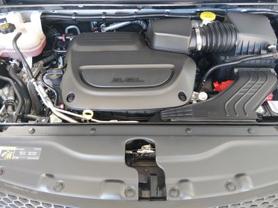 2023 Chrysler Voyager - Photo 9