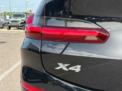 2022 BMW X4 — photo 10 view