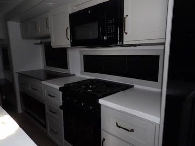 2026 Brinkley RV Model Z - Photo 12