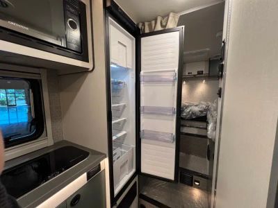 2027 Winnebago EKKO — photo 10 view