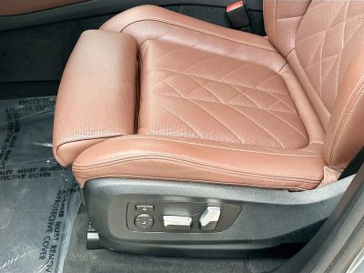 2024 BMW X5 — photo 17 view
