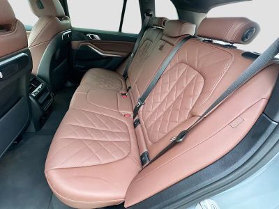 2024 BMW X5 — photo 23 view
