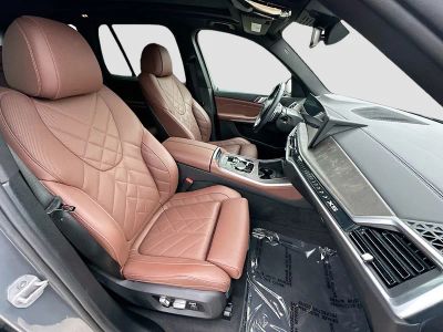 2024 BMW X5 — photo 31 view