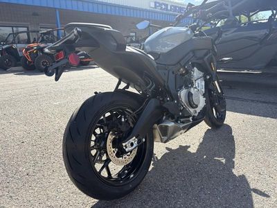 2026 CFMOTO 675NK - Photo 6