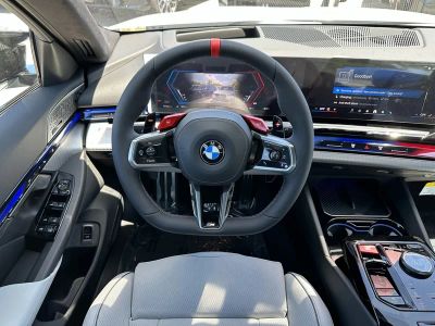 2026 BMW M5 — photo 10 view