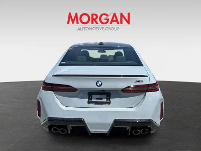 2026 BMW M5 — detail view
