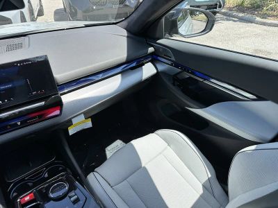 2026 BMW M5 — photo 12 view