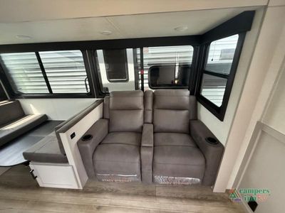 2026 Jayco Jay Feather - Photo 4
