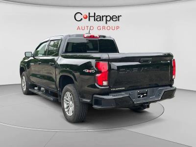 2025 Chevrolet Colorado — detail view