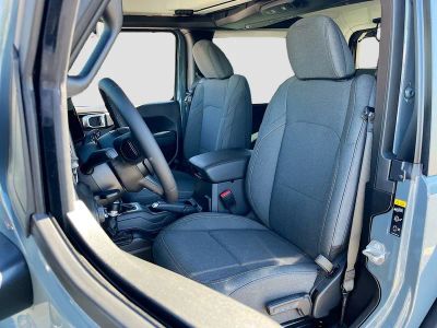2026 Jeep Wrangler — photo 19 view