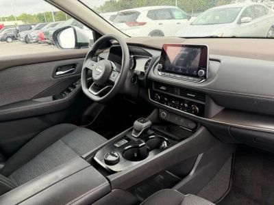 2023 Nissan Rogue — photo 9 view