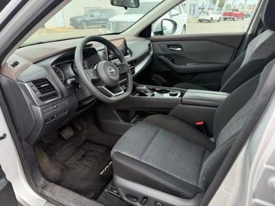 2023 Nissan Rogue — photo 18 view