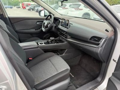 2023 Nissan Rogue — photo 11 view