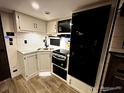 2026 Venture RV Stratus - Photo 4