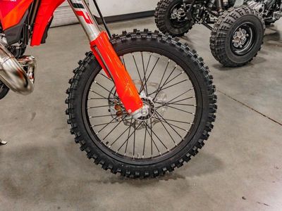 2026 KTM 150 XC-W - Photo 12