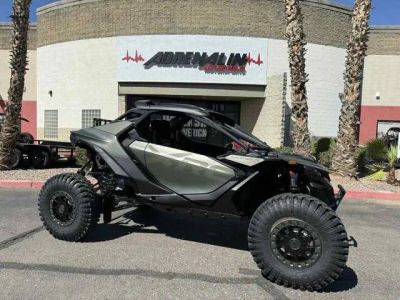 2026 Can-Am® Maverick R X rc with Smart-Shox — front three-quarter view