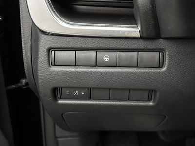 2023 Nissan Rogue - Photo 19