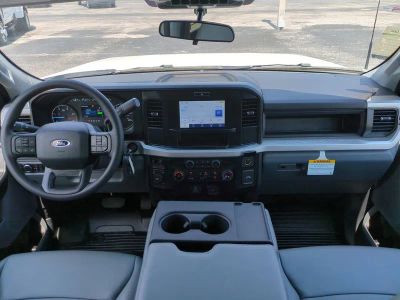 2026 Ford F-350SD — photo 15 view