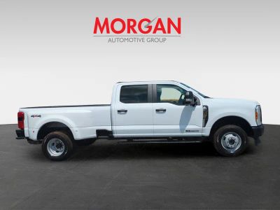 2026 Ford F-350SD — interior view