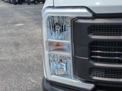 2026 Ford F-350SD — photo 10 view