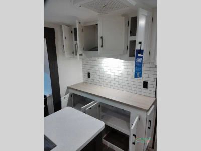 2026 Venture RV SportTrek Touring Edition — photo 40 view