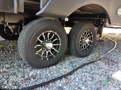 2026 Venture RV SportTrek Touring Edition — photo 16 view