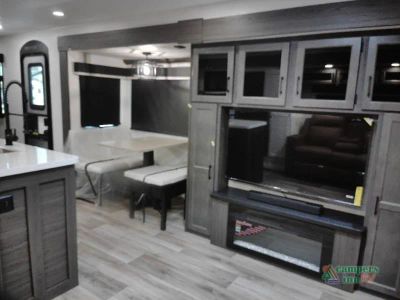 2026 Venture RV SportTrek Touring Edition — photo 33 view