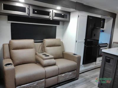 2026 Venture RV SportTrek Touring Edition — photo 32 view