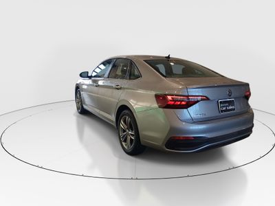 2024 Volkswagen Jetta - Photo 5