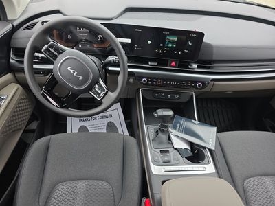 2026 Kia Carnival — photo 12 view