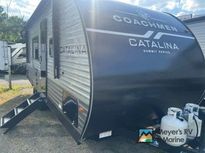 2027 Coachmen RV Catalina Summit Series 8 211BH — front three-quarter view