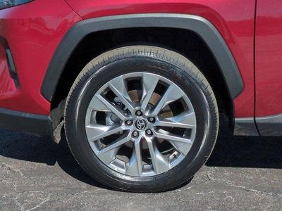 2025 Toyota RAV4 - Photo 7