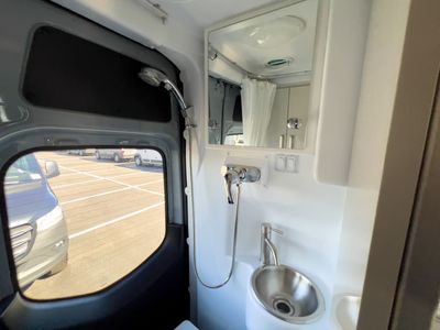 2026 Thor Motor Coach SANCTUARY - Photo 15